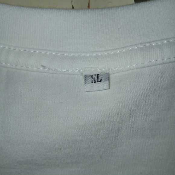 XL UNISEX 100% Cotton Tee, Imported. NWOT - Picture 6 of 6